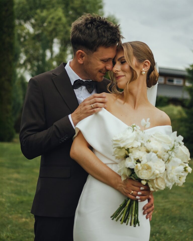 Instagram post from amweddingspl. This post is in position 3.
