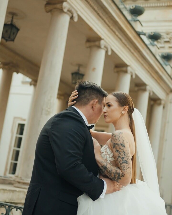 Instagram post from amweddingspl. This post is in position 2.